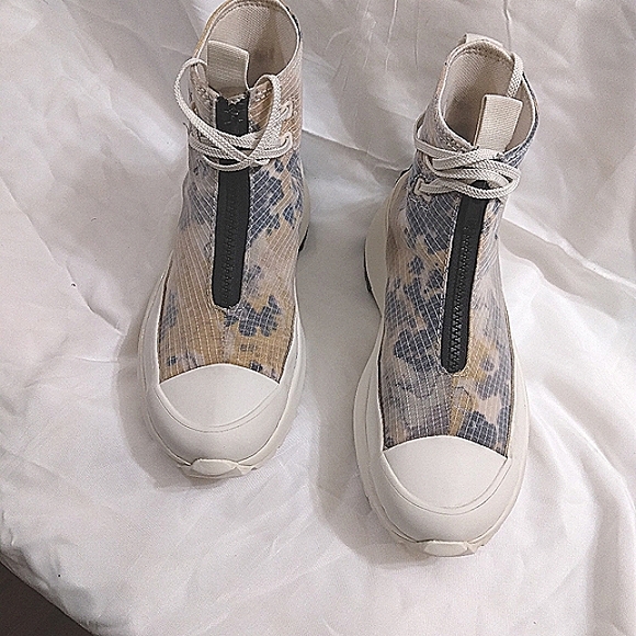 Converse Shoes - Converse Run Star Hike Zip Platform Canvas Shoe Size 5.5